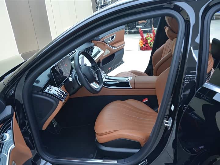 Фото 4 - Mercedes-Benz S-Class