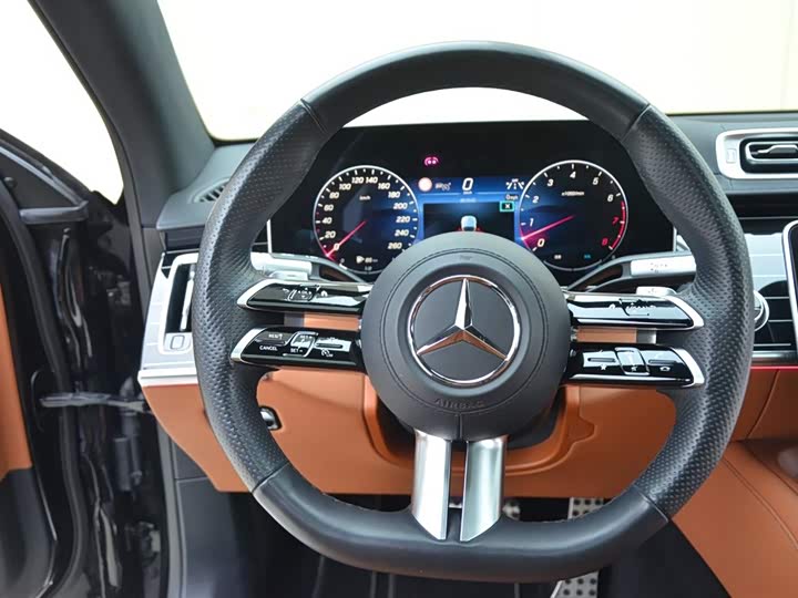 Фото 8 - Mercedes-Benz S-Class