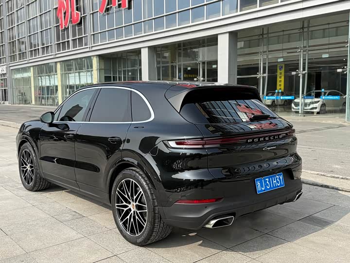 Фото 4 - Porsche Cayenne