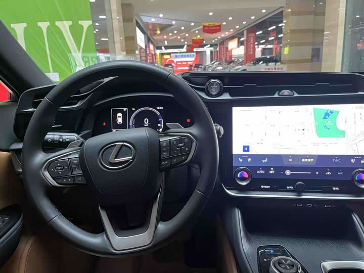 Фото 7 - Lexus RZ