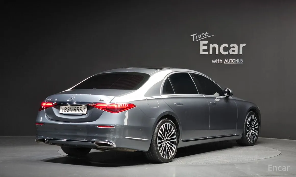 Фото 2 - Mercedes-Benz S-Class