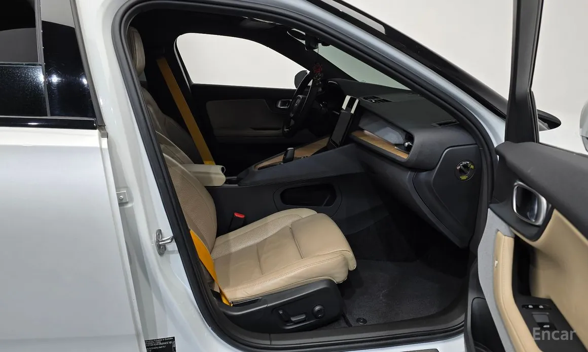 Фото 11 - Polestar 2