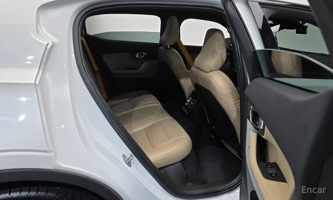 Фото 12 - Polestar 2