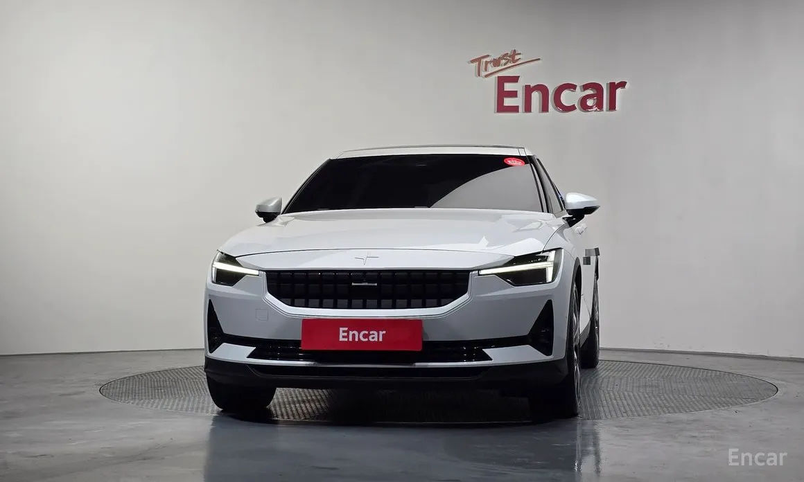 Фото 3 - Polestar 2