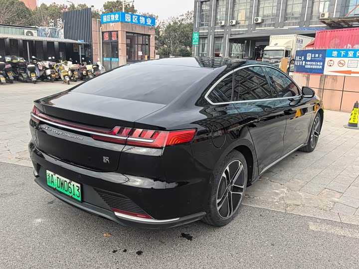 Фото 4 - BYD Han