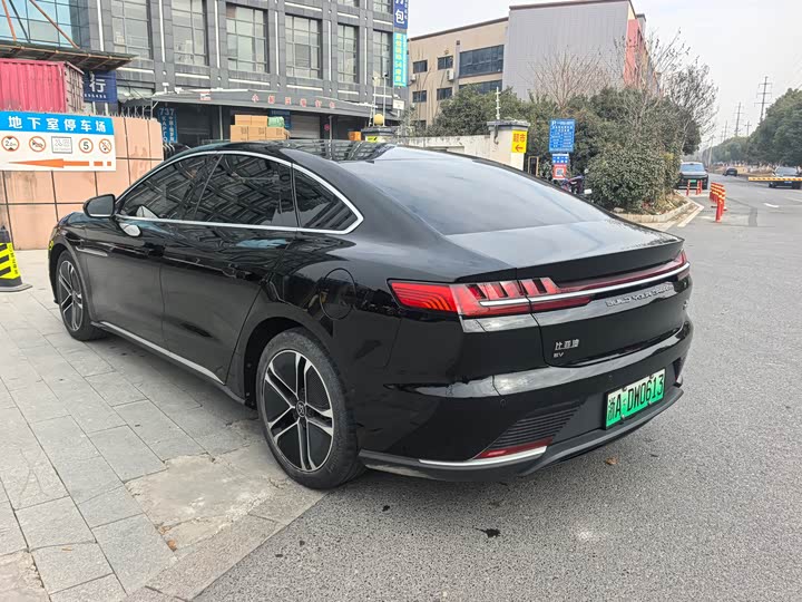 Фото 6 - BYD Han