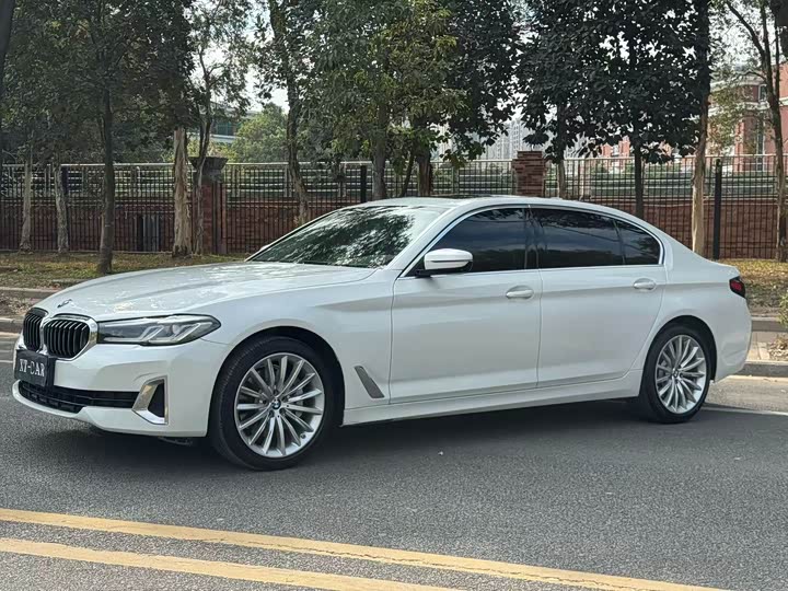 Фото 1 - BMW 5 Series