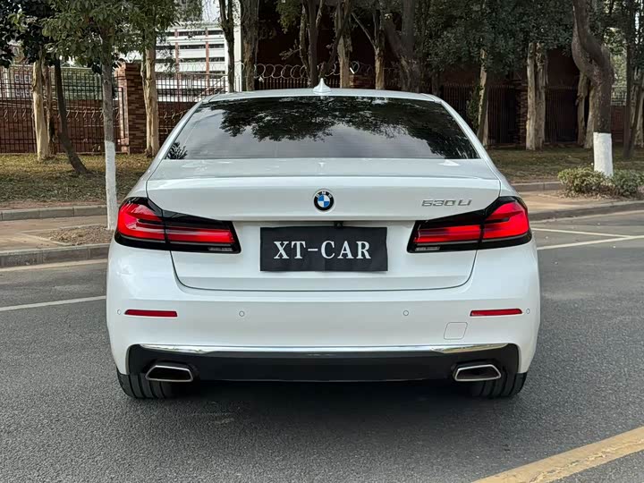 Фото 8 - BMW 5 Series