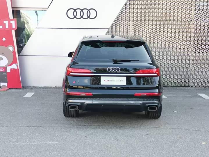 Фото 6 - Audi Q7