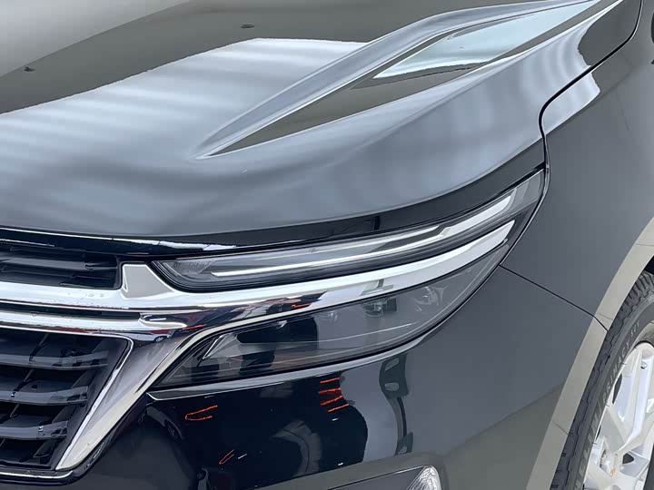 Фото 4 - Chevrolet Equinox