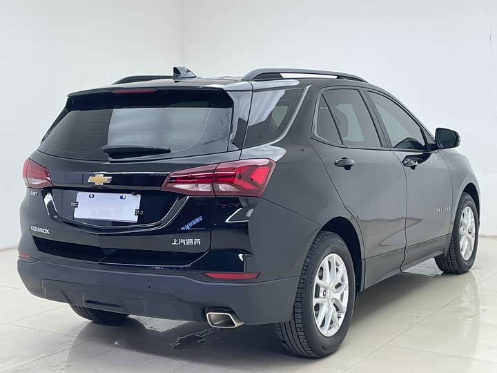 Фото 7 - Chevrolet Equinox