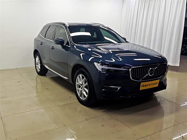 Фото 4 - Volvo XC60