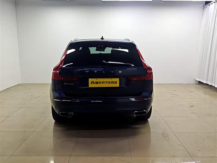 Фото 7 - Volvo XC60