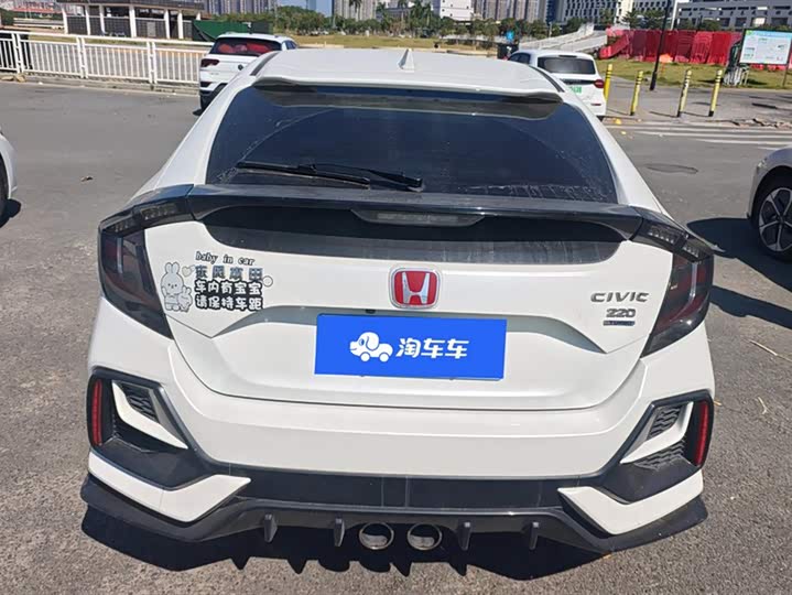 Фото 4 - Honda Civic