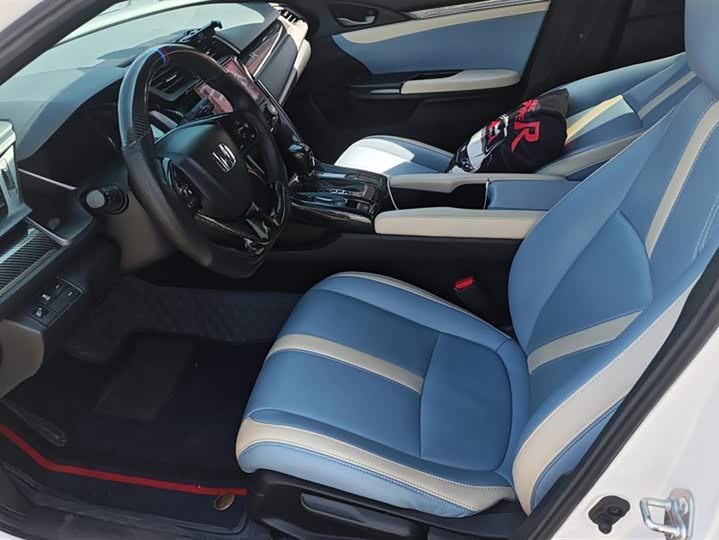 Фото 9 - Honda Civic