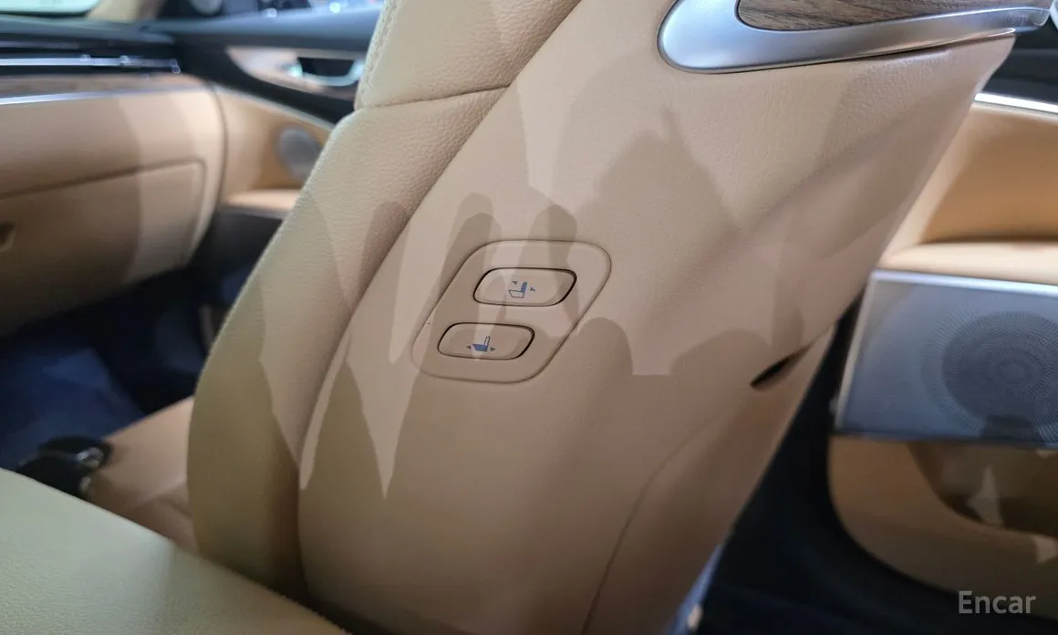 Фото 17 - Kia K9