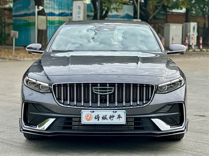 Фото 2 - Geely Preface