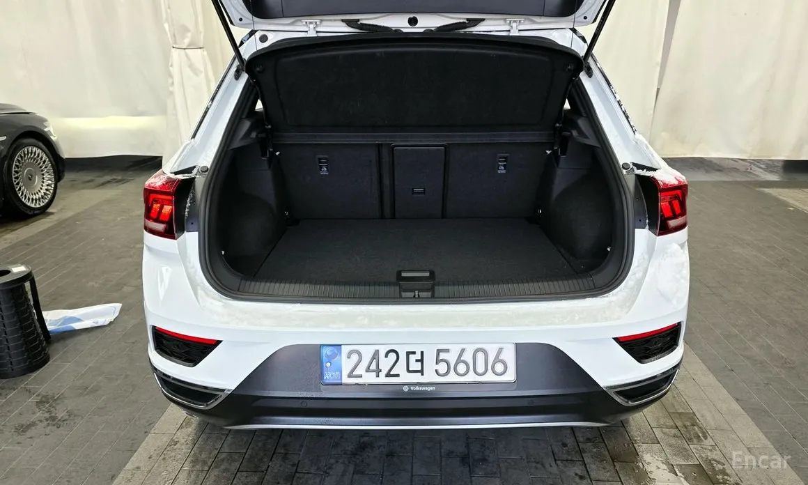 Фото 20 - Volkswagen T-Roc