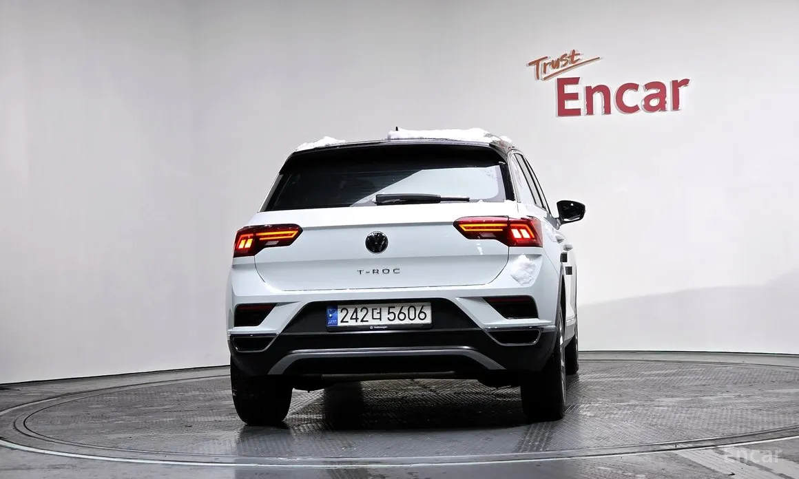 Фото 4 - Volkswagen T-Roc