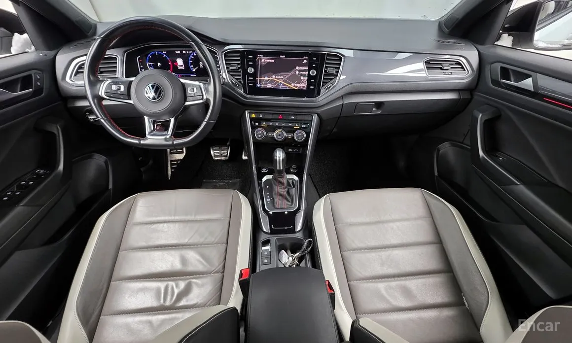 Фото 7 - Volkswagen T-Roc