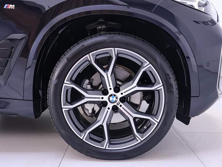 Фото 6 - BMW X5