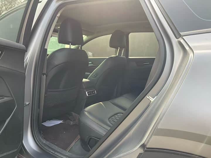 Фото 8 - Kia Sportage