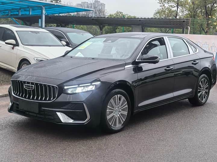 Фото 1 - Geely Preface