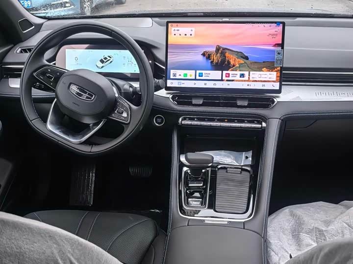 Фото 7 - Geely Preface