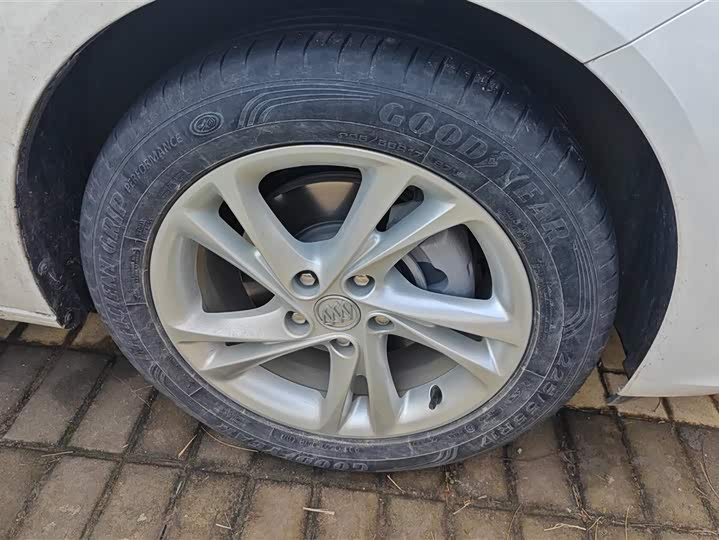 Фото 6 - Buick Regal