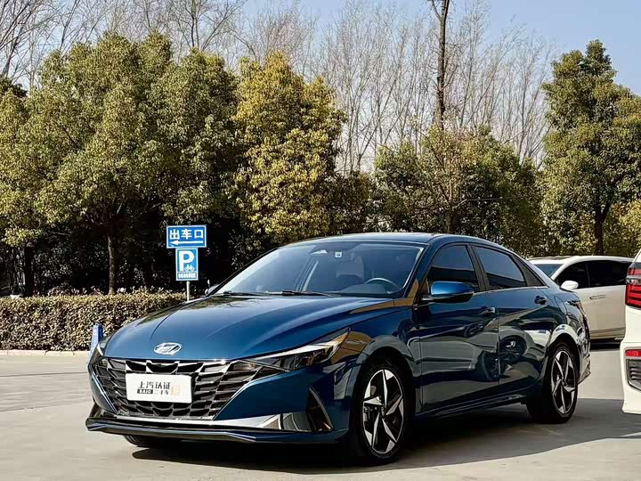 Фото 1 - Hyundai Elantra N line