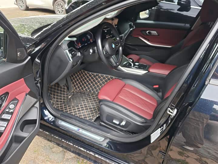 Фото 9 - BMW 3 Series