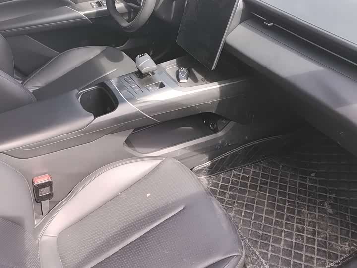 Фото 8 - Changan Yida