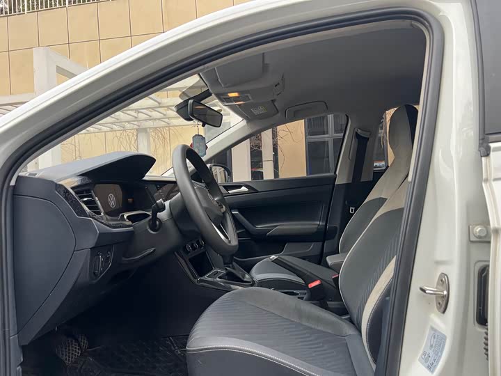 Фото 4 - Volkswagen Lavida