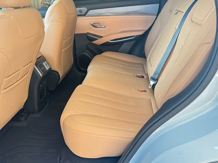 Фото 8 - BYD Song L DM-i Hybrid