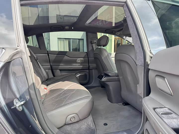 Фото 7 - Nio ET7