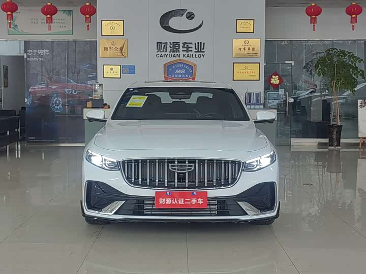 Фото 2 - Geely Preface