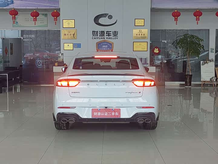 Фото 5 - Geely Preface