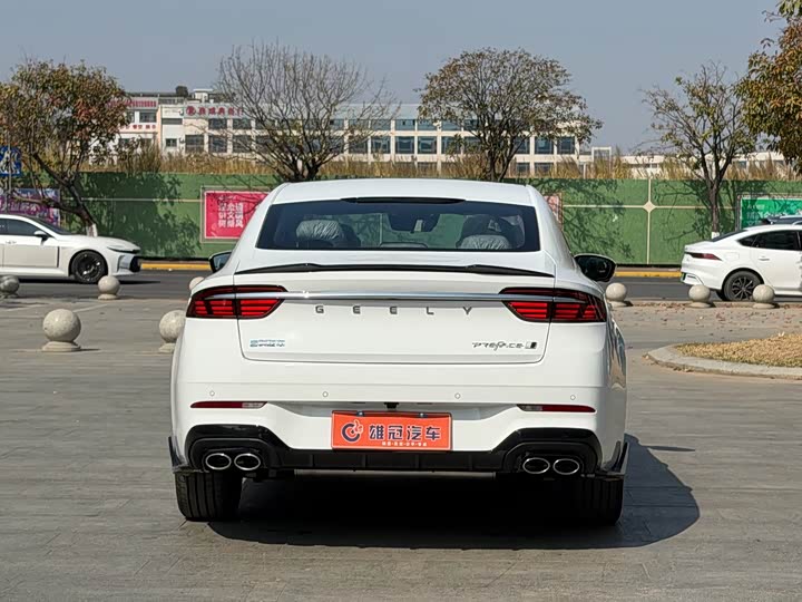 Photo 7 - Geely Preface