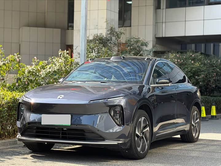 Фото 1 - Nio EC6