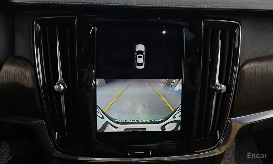 Фото 16 - Volvo S90