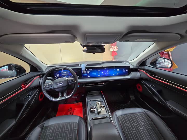 Фото 9 - Ford Mondeo