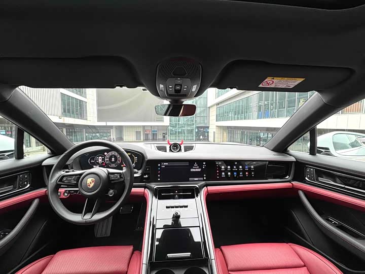 Фото 5 - Porsche Panamera