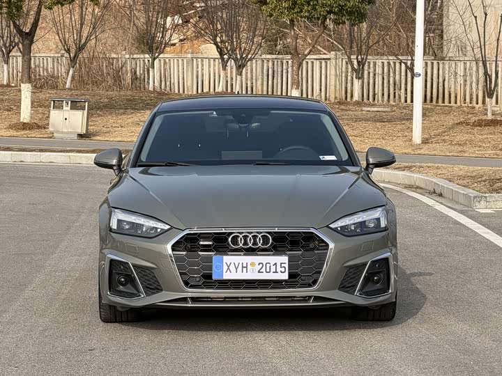 Фото 2 - Audi A5