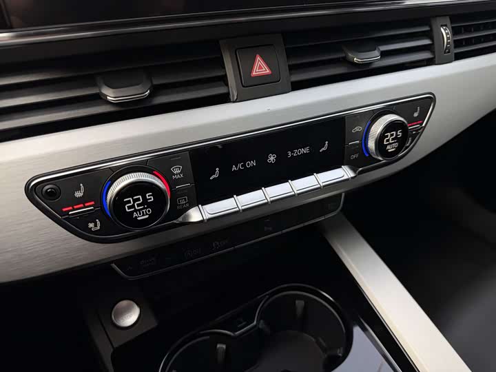 Фото 8 - Audi A5