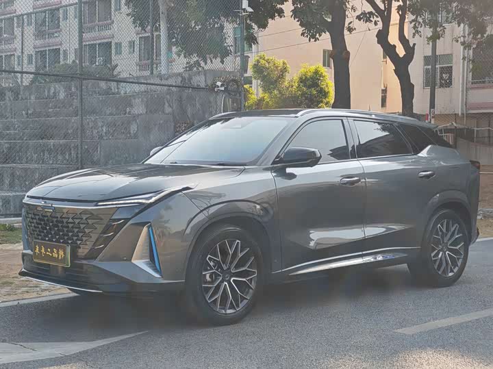 Фото 1 - Changan Oshan Z6 Hybrid