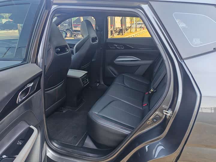 Фото 6 - Changan Oshan Z6 Hybrid