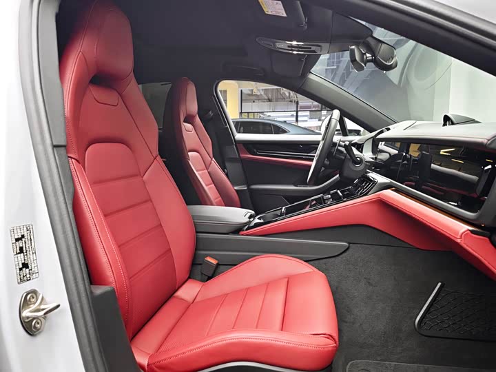 Фото 5 - Porsche Panamera