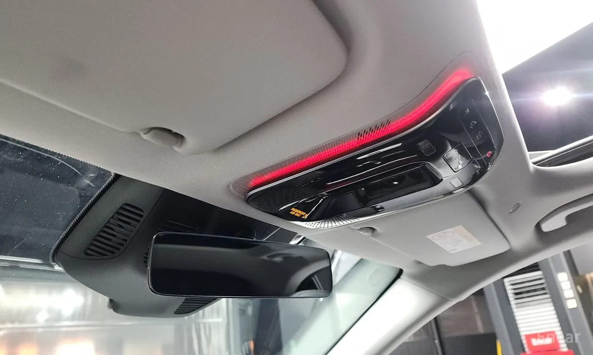 Фото 17 - Mercedes-Benz E-Class