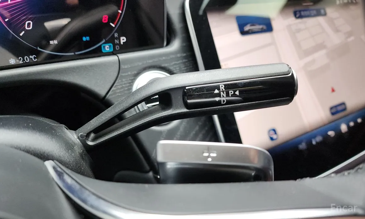 Фото 9 - Mercedes-Benz E-Class