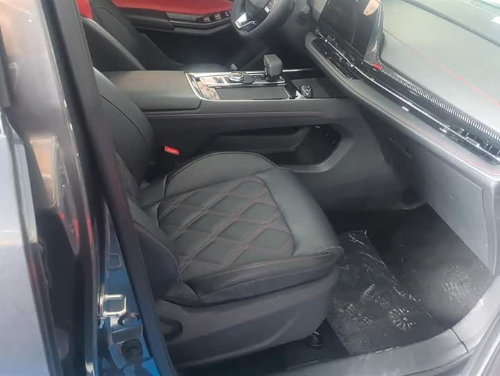 Фото 8 - Changan CS55 Plus